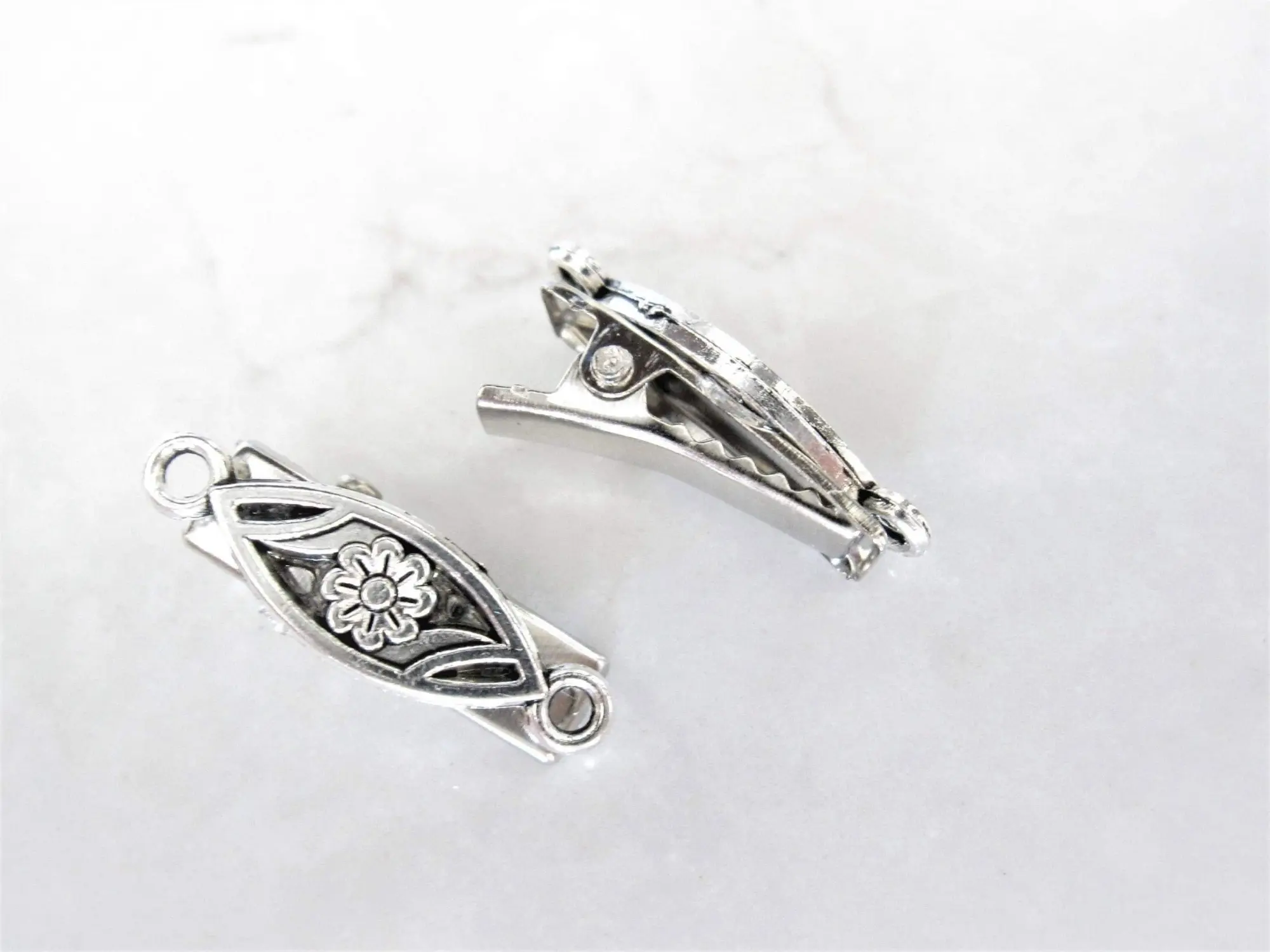 Set of 2 extra tiny small silver metal alligator hair clip for fine thin hair