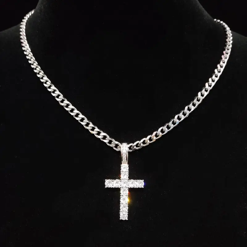 Fashion Cross Pendant for Men & Women, 1 Piece High End Cross Necklaces Stainless Steel Cuban Link Design Chain Jewelry for Party, Daily Clothing Decor, Trendy All-match & Exquisite Jewelry for Birthday Gift without Box
