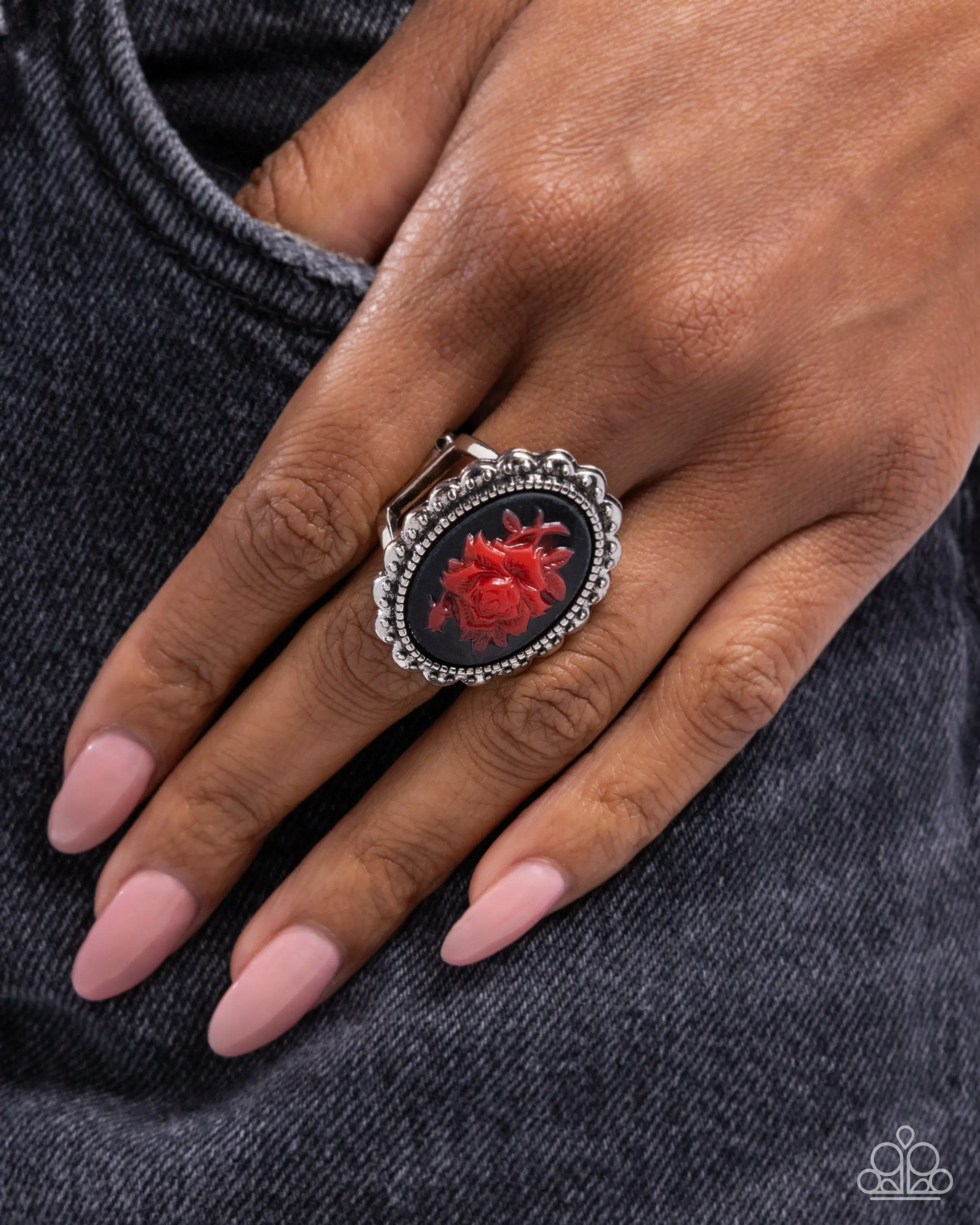 Paparazzi Beautiful Bloom - Red Ring