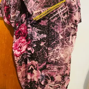 Baati Dress 2 Piece Set with Floral Pattern and Yellow Trim