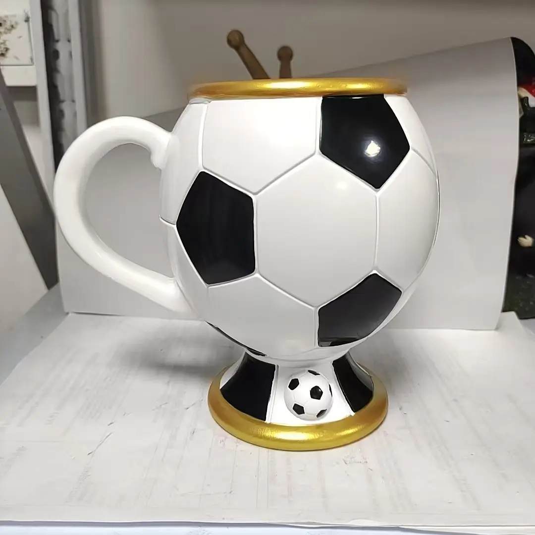 Personalized Resin Mug for Football Fans, Unique Design, Aesthetic, High-Value Stainless Steel 3D Trophy Coffee Cup, Ideal Gift for Sports Enthusiasts, Stylish Coffee Mugs, Drinkware
