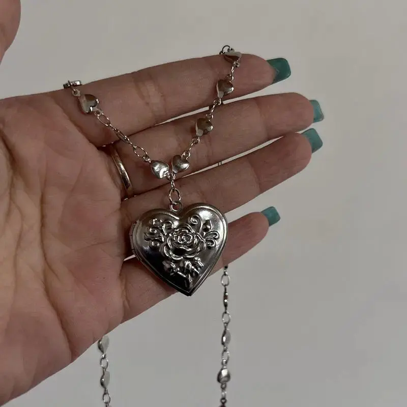 Heart Shape Floating Locket Pendant Necklace - Personalized Memorial Charm, Love Gift Charms & Pendants Fashion Jewelry for Women, Personalized Jewelry, Decorative Charms & Pendants