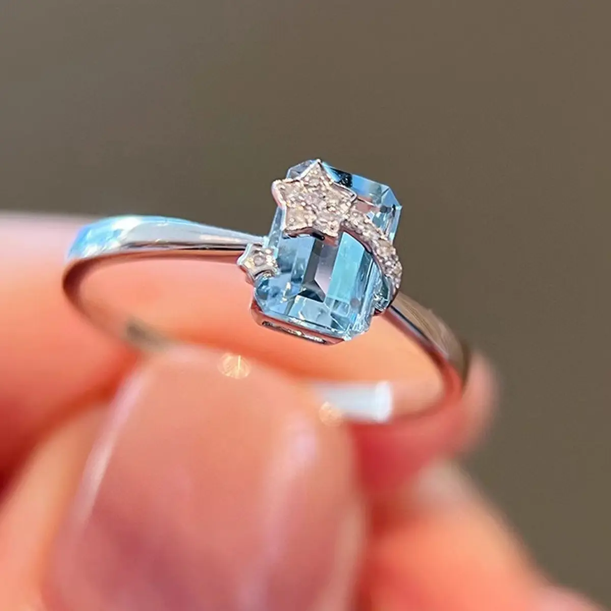 Elegant Women's Ring, sparkling rings for women,wedding ring,promise ring gf,beautiful ring,engagement rings,accessories for women, Suitable for parties,gifts,Christmas and Halloween