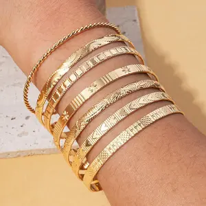 7-Piece Minimalist Diamond Pattern Bracelet Set - Light Luxury, Unique, Simple, Stylish Costume Jewelry for Fashion Accessory Enthusiasts