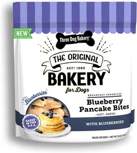 Three Dog Bakery Blueberry Pancake Bites, Treats with Real Blueberries & Vanilla, Mess-Free Snacks & Training Cookies for Dogs & Puppies, Human-Inspired