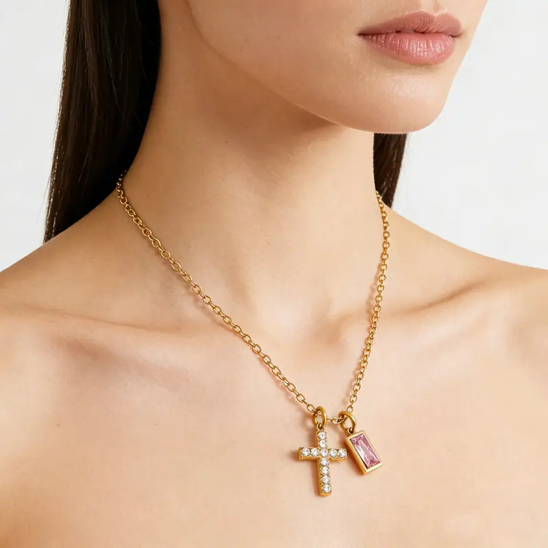 Women's European-American Style Diamond-Encrusted Cross Necklace - High-End December Birthstone Pendant, Niche Design, Non-Fading Collarbone Chain for Collarbone Wear (A10086-XL)