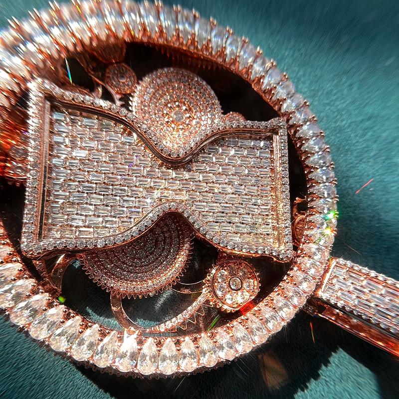 Customized rose gold hourglass jewelry VVS rotatable and maneuverable hip-hop hourglass ice personalized customized full diamond pendant, hip-hop street culture jewelry