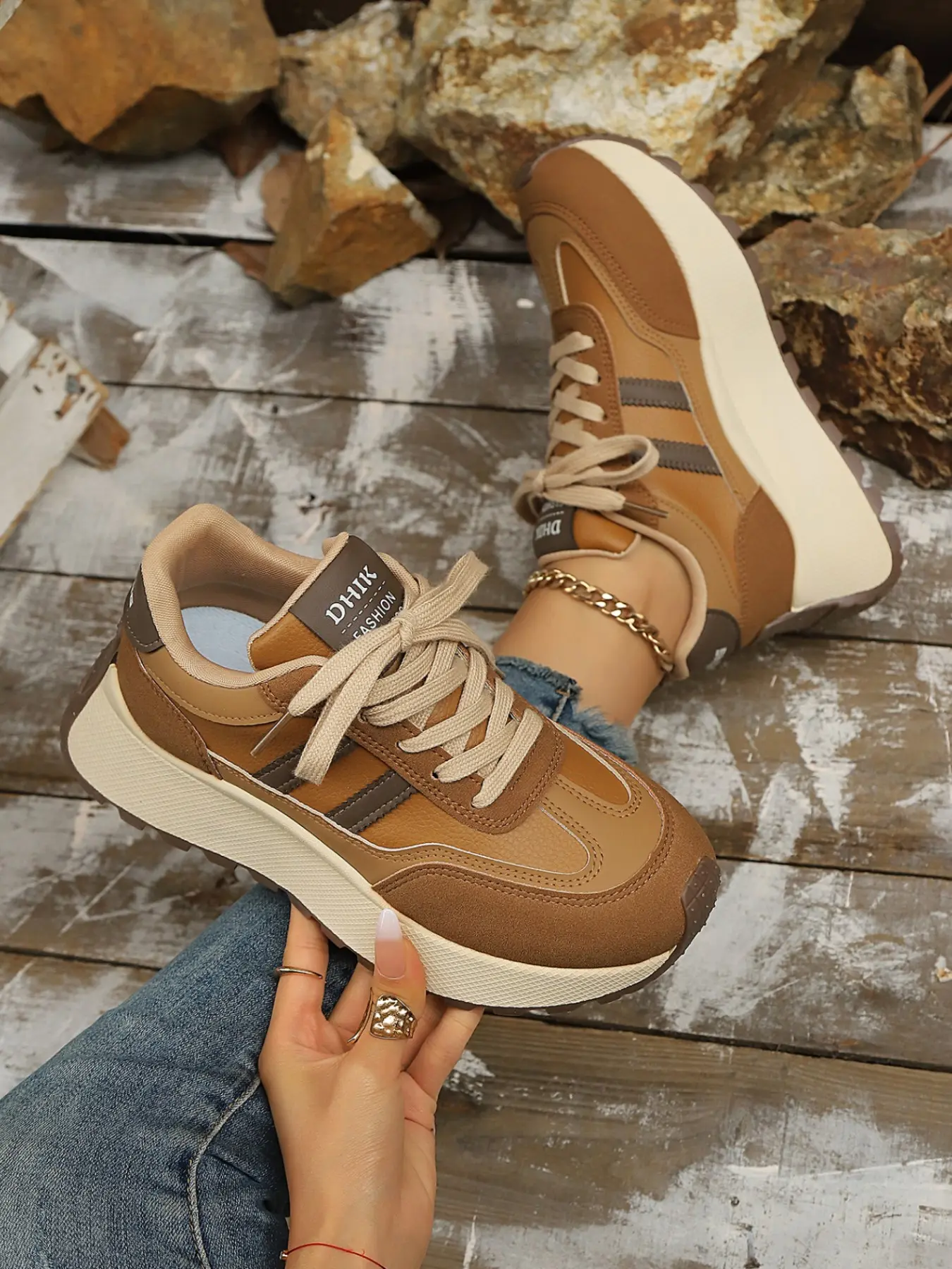 Vintage Agony Sports Shoes for Women, Low Top Trainers, Spring Autumn New Arrival, Thick Sole Height Increase, Lightweight Comfortable Breathable Fashion, Platform Sneakers