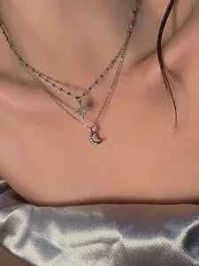 Women's Silver Color Tiered Star Moon Pendant Necklace, Elegant Daily & Party Jewelry, Alloy Chain, Plain Pattern, All Seasons