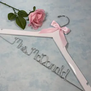 Personalized Wedding Hangers for Photos with Name and Decorative Element, Elegant Design for Women's Wear - Dress, Womenswear, Comfort, Elegance