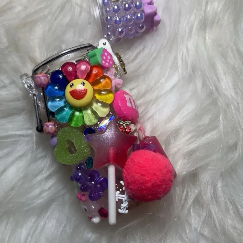 Lighter Case with Colorful Decorations and Accessories Lighter case