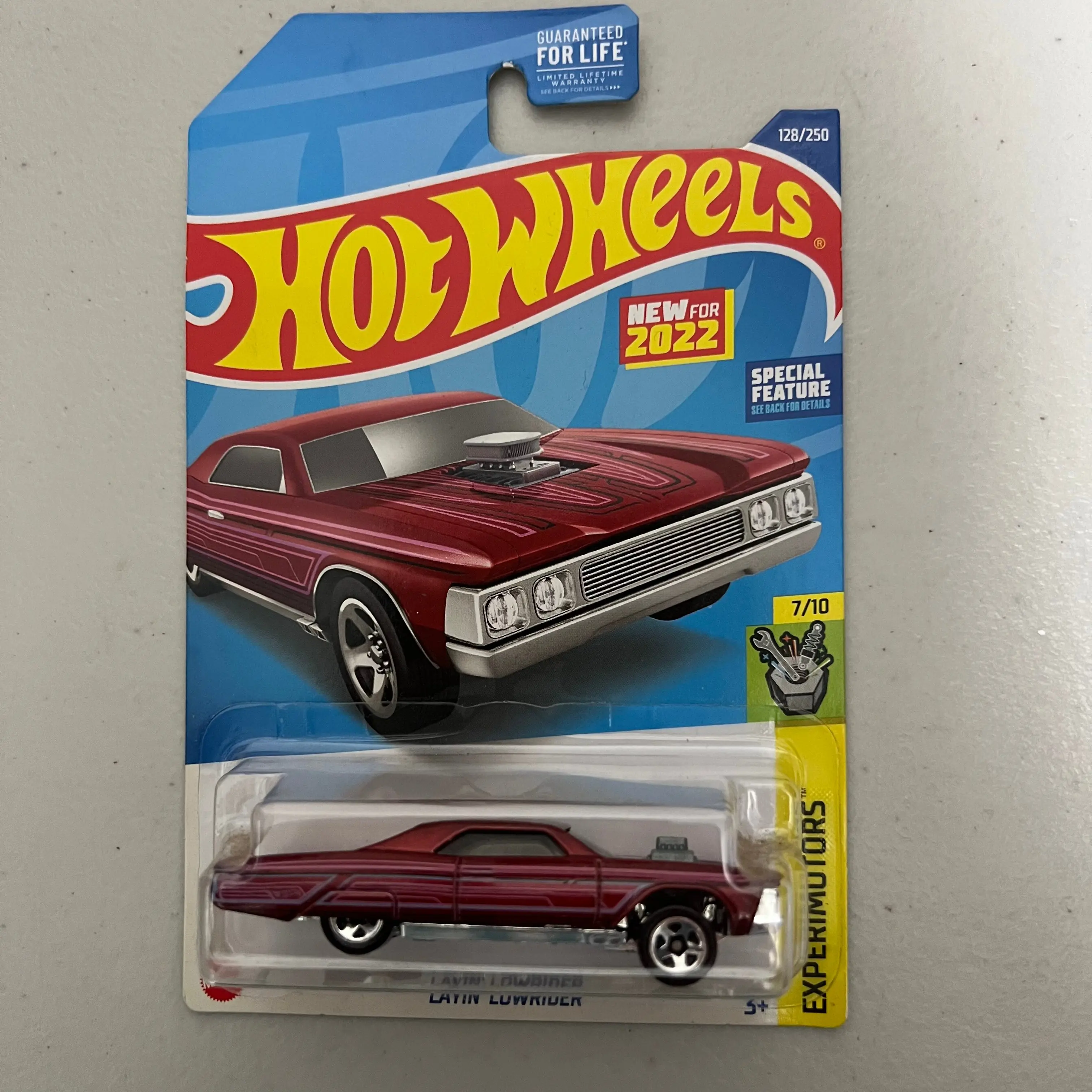 Layin’ Lowrider Red