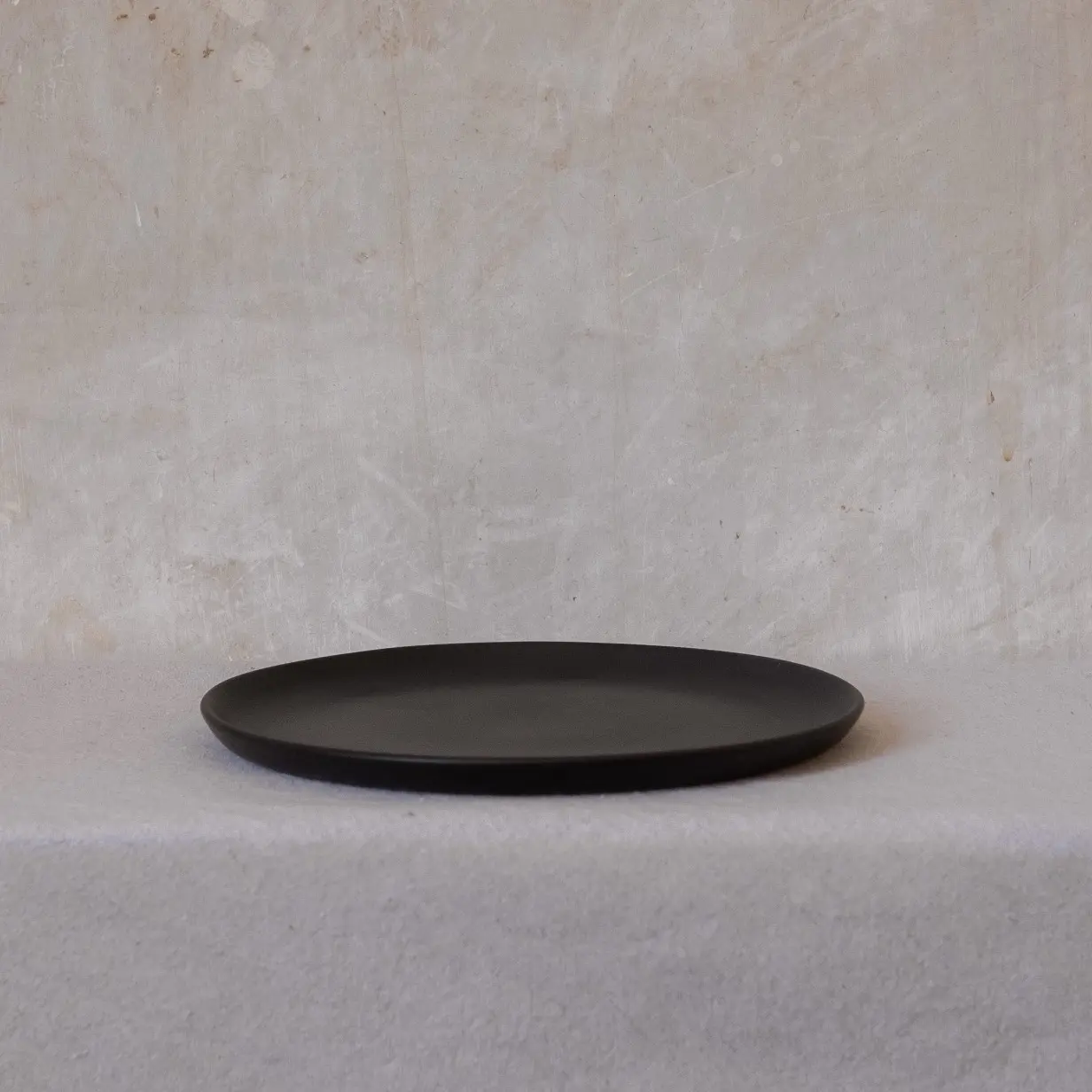 GHARYAN Stoneware Flat Salad/Dinner Plate| Edan 9.4”, Handmade in Tunisia, Black