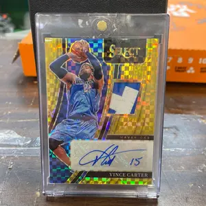 2021-22 Panini Select Basketball Vince Carter/ 10