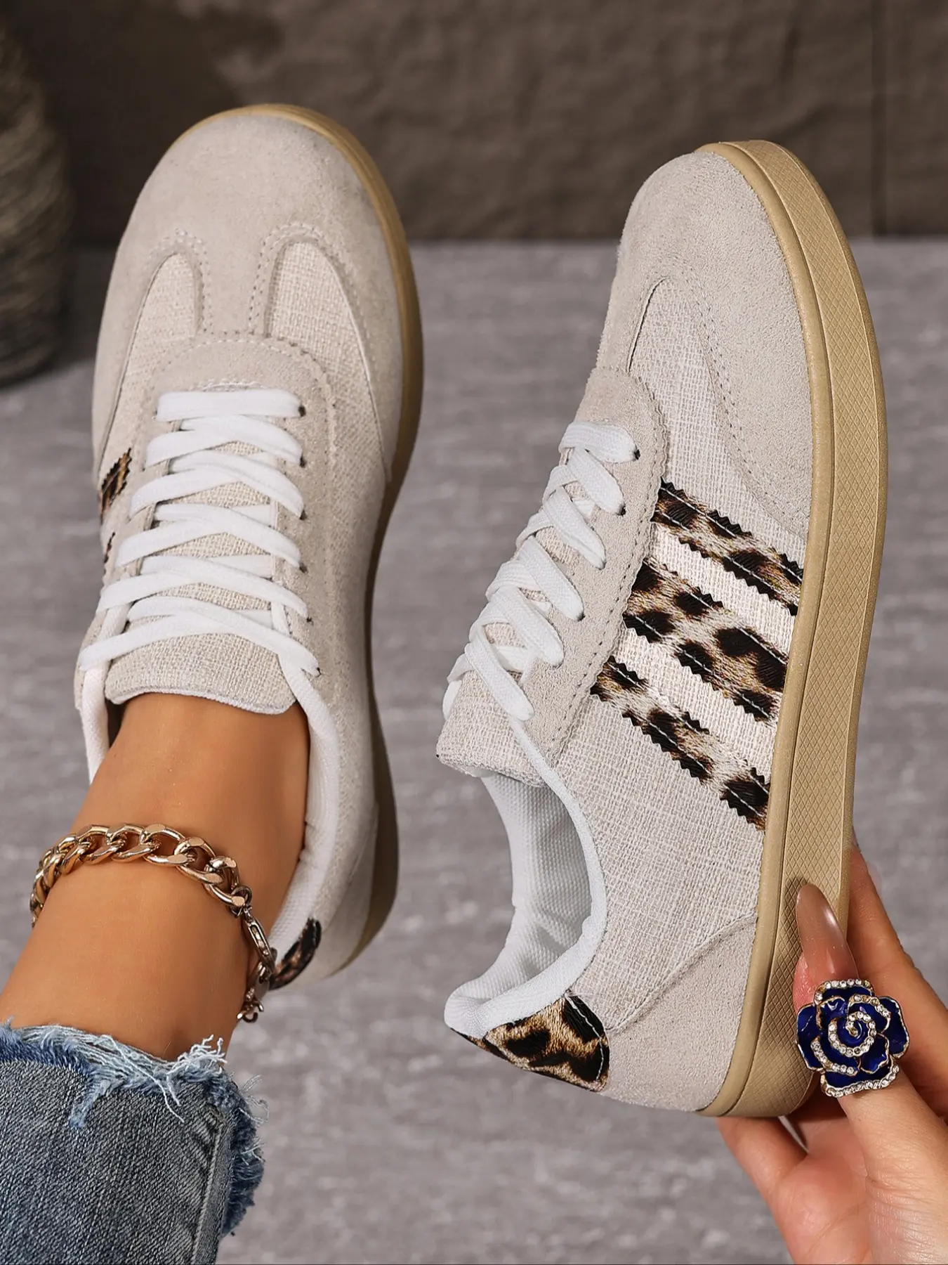 Women's Dark Beige Suede Leopard Print Lace-Up Low-Top Retro Sneakers  Casual Shoes Daily Commute Footwear Comfortable Walking Shoes Vintage Style  Fashion Trainers Chunky Thick Sole Platform Sneakers - TikTok Shop