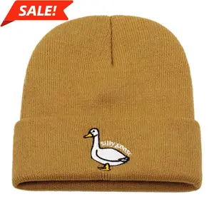Quirky Goose Knitted Winter Hat for Men & Women - Hilarious & Cozy Headwear for Cold Weather Adventures - Stylishly Silly Warmth for Every Outdoor Fun