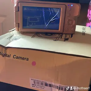 Product Review of GLOBAL PICK 4K Digital Camera with 180° Flip Screen, 16X Digital Zoom Vlogging Camera, Autofocus Camera, Including Wide Angle & Macro Lens, 32GB TF Card, Ideal Gift Choice, Photographic Kit from M**_