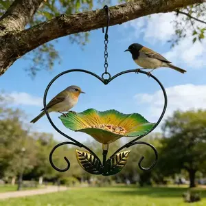 New Iron Bird Feeder, Heart-Shaped Flower Parrot Bird Feeder, Outdoor Garden Decoration, Hanging Bird Feeder for Gardens, Metal Bird Feeders