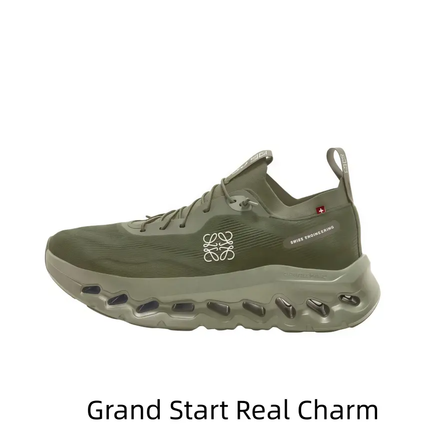 Elegant Sporty Sneakers with Soft Color Palette – Highly Sought-After Collector’s Item