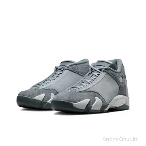 Retro gray and white fashionable comfortable trendy versatile non-slip casual sports shoes