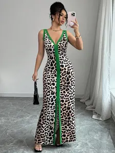 Leopard contrast-trim deep V slit maxi cami dress Womenswear.Y2K retro wild hot girl vibe, total eye-catching outfit!Perfect for nightclubs, parties, dates, vacations and light social occasions.