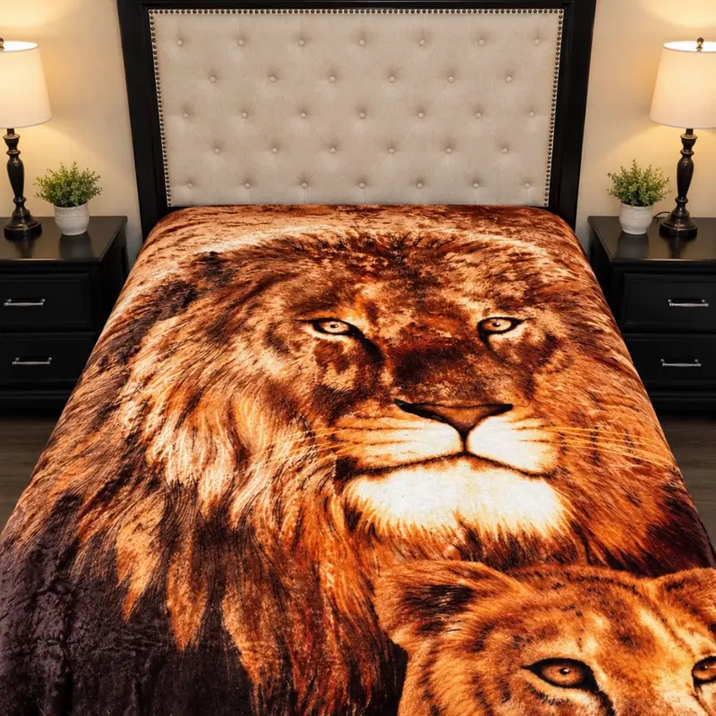 Ultra-Soft Cozy Plush Blanket – Lightweight, Warm & Comfortable Throw Blanket