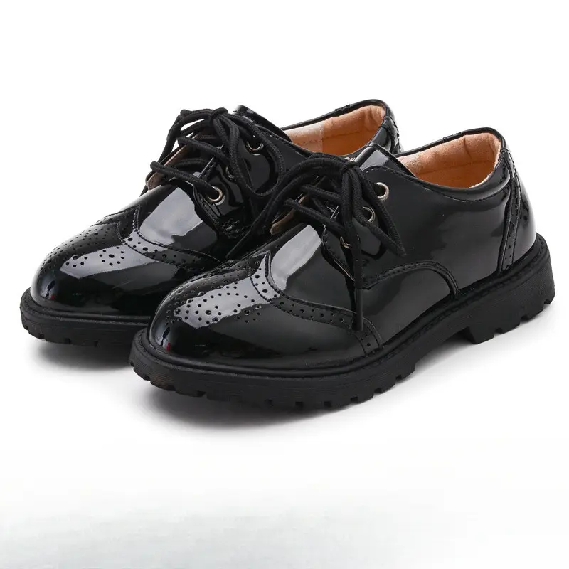 Brogue lace-up style (slightly small)