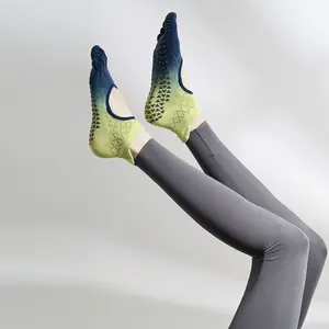 Non Slip  Five Toe Socks Anti-slip Short Breathable Five Toe Ankle Pilates Sock for Women