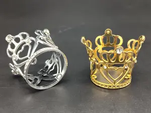 12pcs Golden Mini Crown Cake Toppers with rhinestone hearts – elegant cupcake decorations for weddings, birthdays, and princess parties. Ornaments