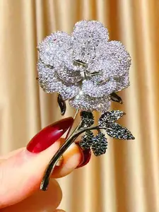 New Chinese Rose Brooch Pin, High-End Dual Color Plated Flower Accessory, Versatile Coat Bag Decoration, Ideal Gift for Formal Occasions