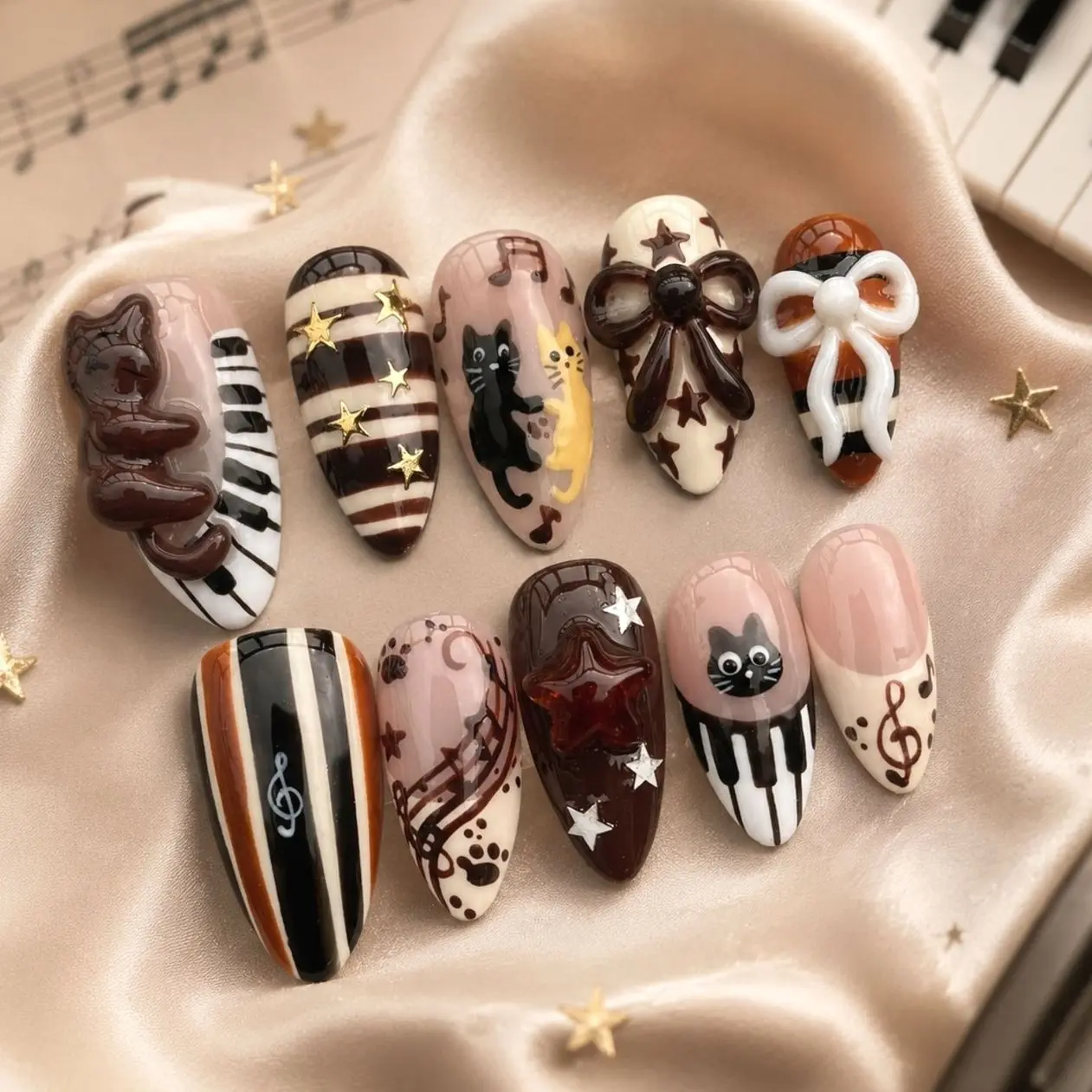 Cute Cat Piano Press On Nails, Brown Music Note Design, Black White Keyboard Art, 3D Bow Star Detail, Handmade Almond Nails, Cozy Aesthetic Nail Set for Women