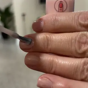 12 ml Get Strong Pink Quick-Dry Nourishing Nail Care Serum, Nail Nutrient Oil for Women and Girls