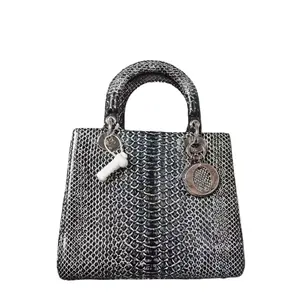 Pre-owned Dior leather Crossbody Bags Snakeskin Embossed Fashion Trend Handbag