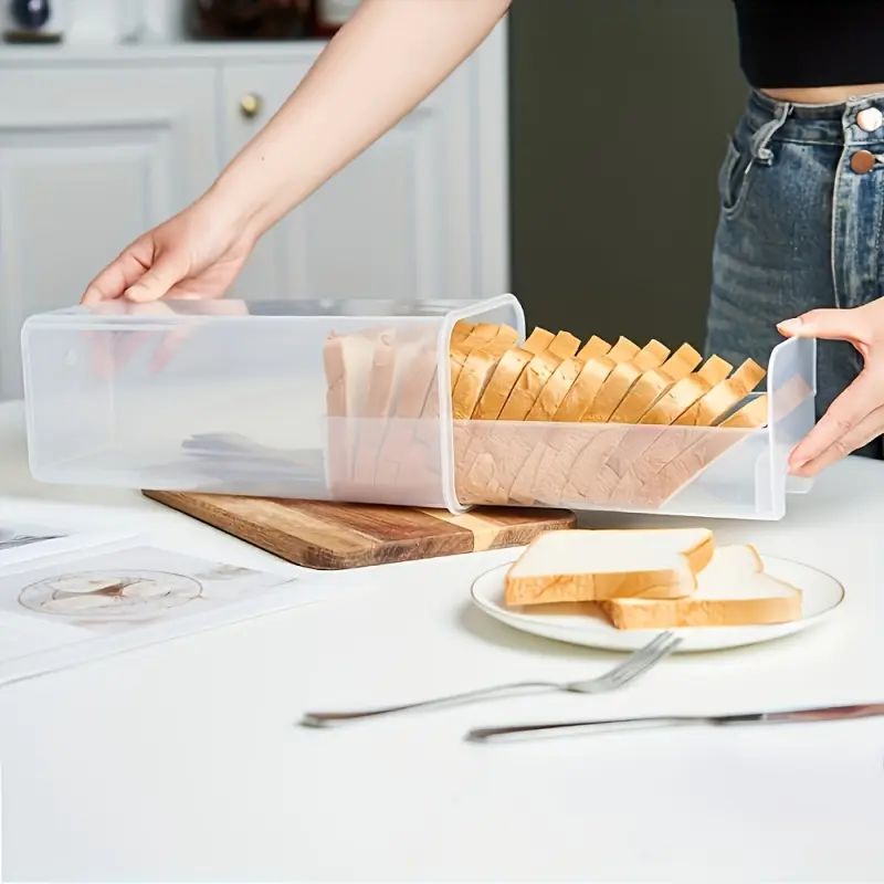 1pc Airtight Bread Box with Lid - Clear Plastic Food Storage Container with Inner Compartments, Reusable Rectangular Bread Keeper for Freshness, Kitchen Organization Essential, Transparent Design, Kitchen Plastic Containers