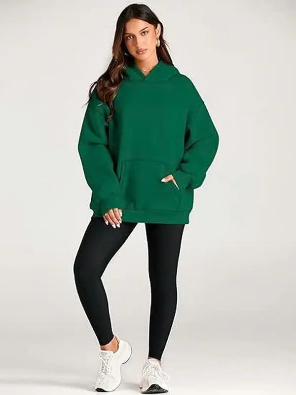 TrendyQueen Womens Oversized Hoodies Fleece Sweatshirts Long Sleeve Sweaters Pullover Fall Outfits with Pocket