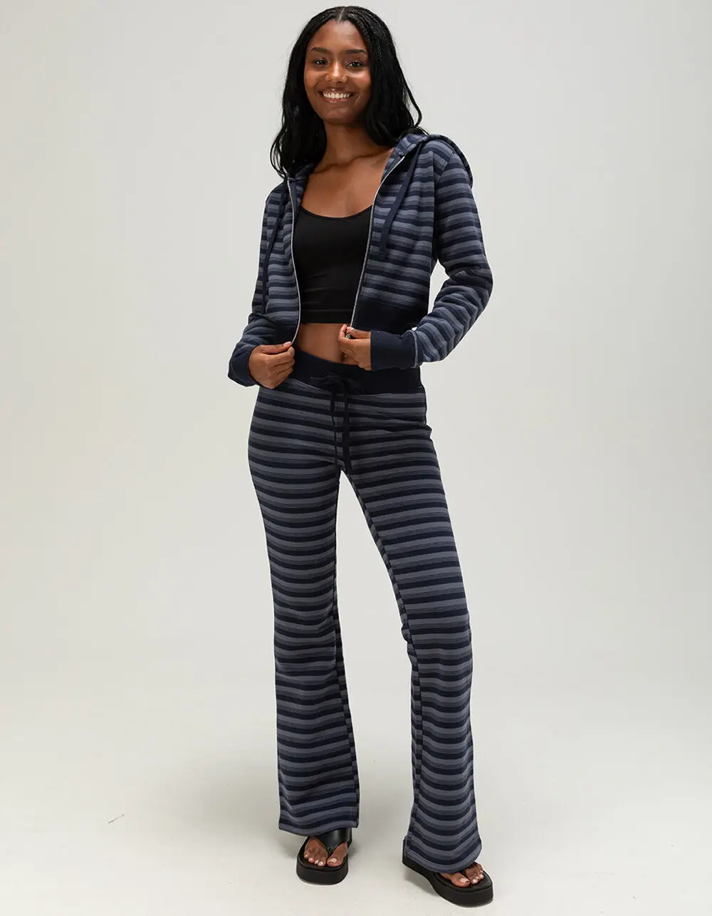 TILLYS Womens Stripe Bootcut Sweatpants