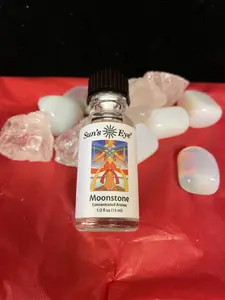 Moonstone Oil