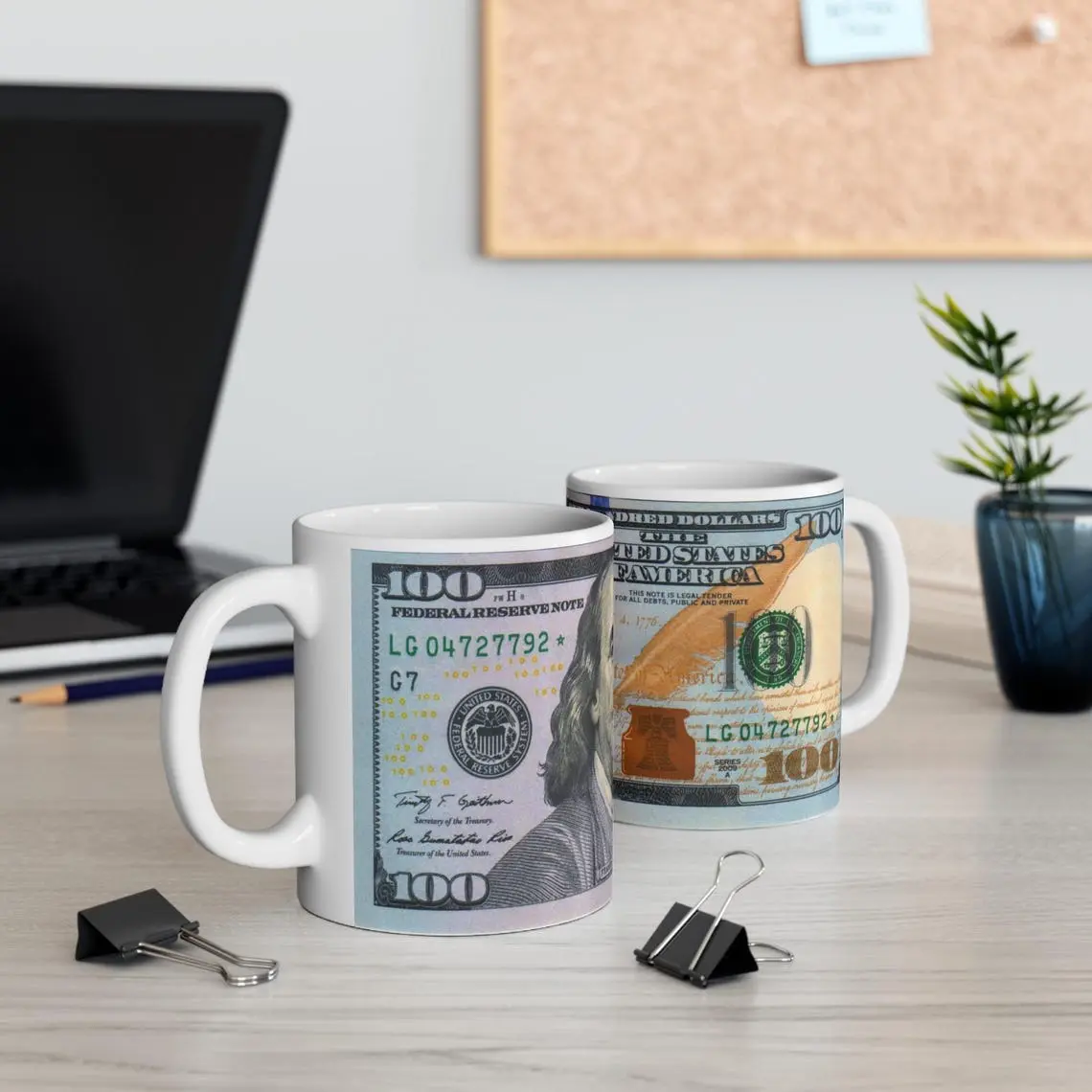 $100 Dollar Bill Coffee Mug Gift from Friends, Coworkers or Boss, Luxury Money Aesthetic Cup with Cash Design for Hustlers, Entrepreneurs & Finance Lovers