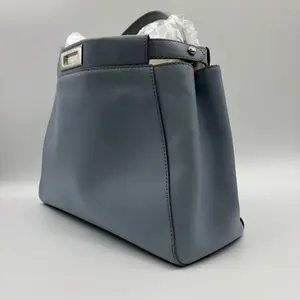 Pre-owned FENDI Peekaboo Medium Handbag