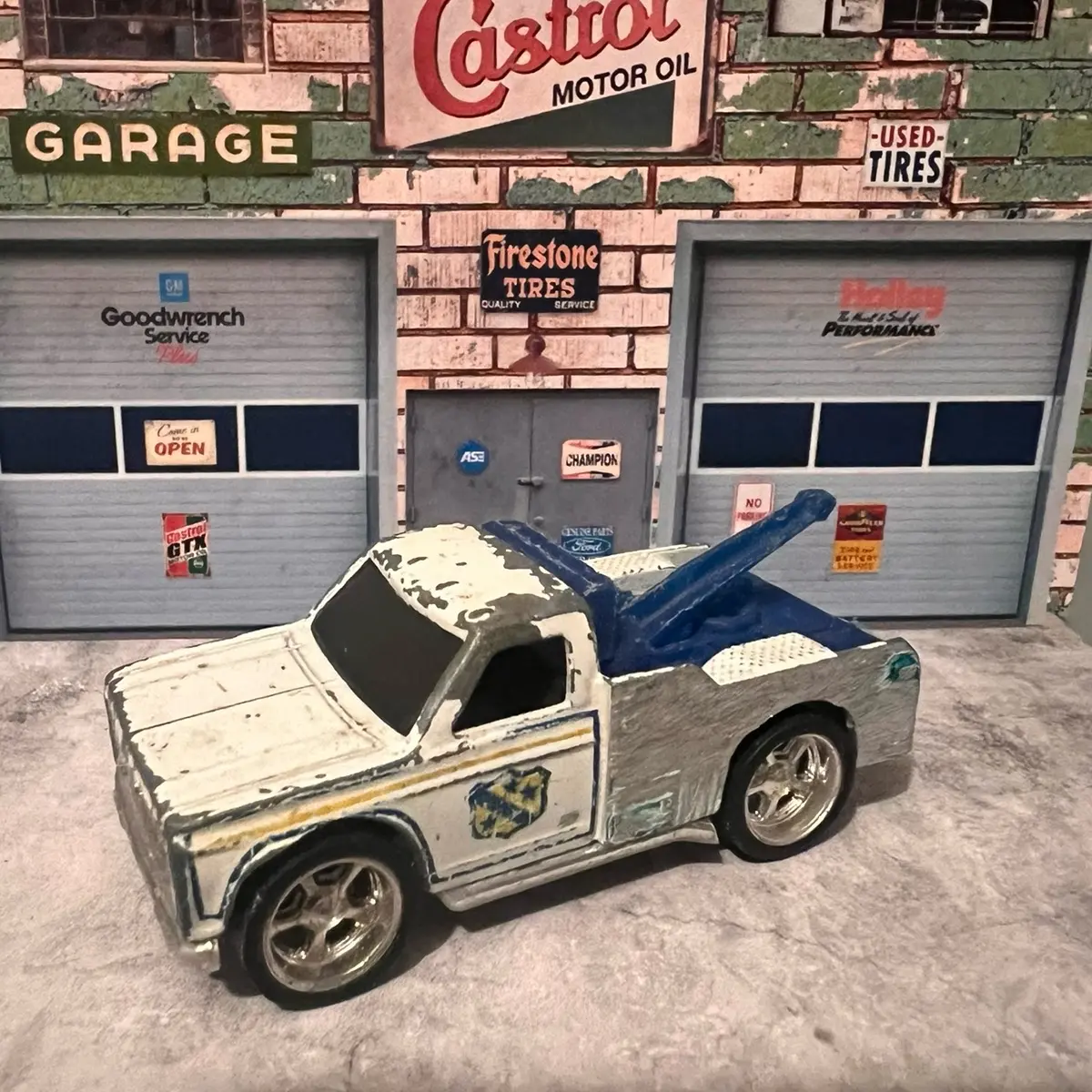 Larry’s tow truck  custom