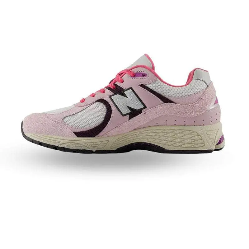 NEW BALANCE Men's Athletic Footwear 2002R "Twilight Haze", Low Top Lace-Up Trainer in Nubuck, Suede & Mesh with Shock Absorbing ABZORB Heel Cushion