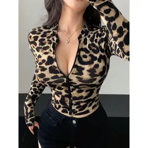 Women’s autumn new sexy slim-fit long-sleeve top, short leopard-print zip-up cardigan—fashionable and casual