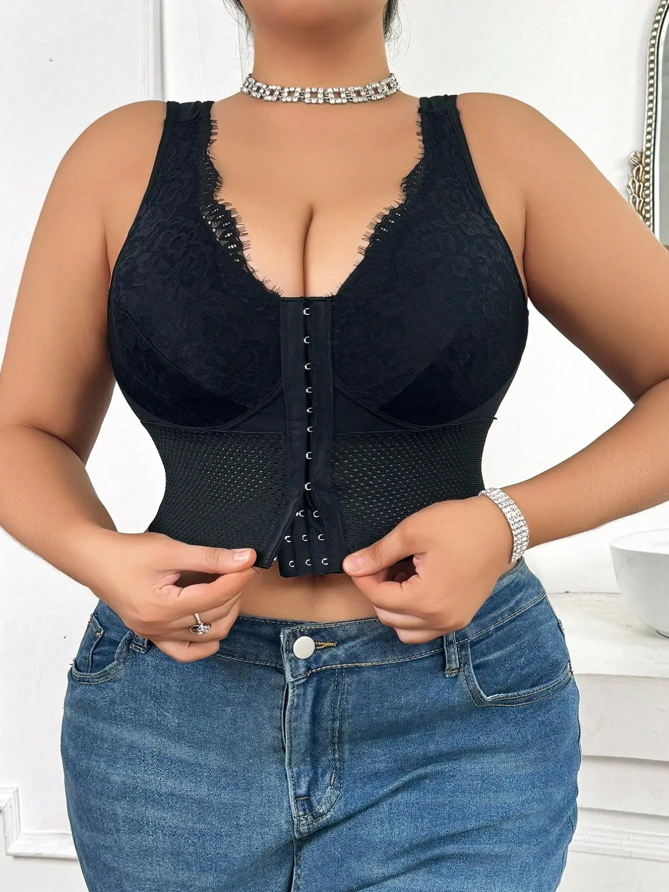 Plus Size Women's Lace Front Closure Shapewear Bra, V-Neck Lifted Design, Wireless Breathable Mesh Waist Binder, Comfortable Seamless Smooth Bodycon Bra, Underwear