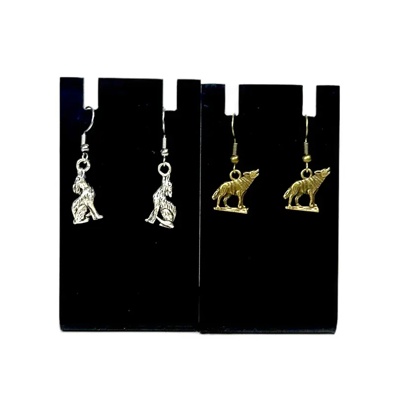 Detailed Wolf Earrings - 2 Variations in color - Unique unisex design