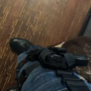 Adjustable Leg Pistol Holster Right Hand Thigh Holster