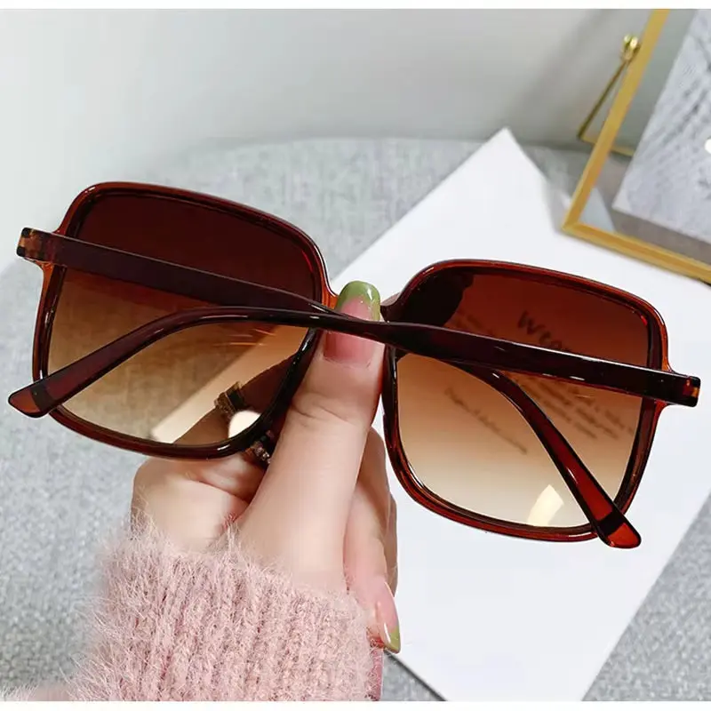 Retro Rectangle Sunglasses Avant-Garde UV400 Protection Classic Vintage Style Amazon.com: TruFabV Vintage Rectangle Sunglasses for Men  main image 4