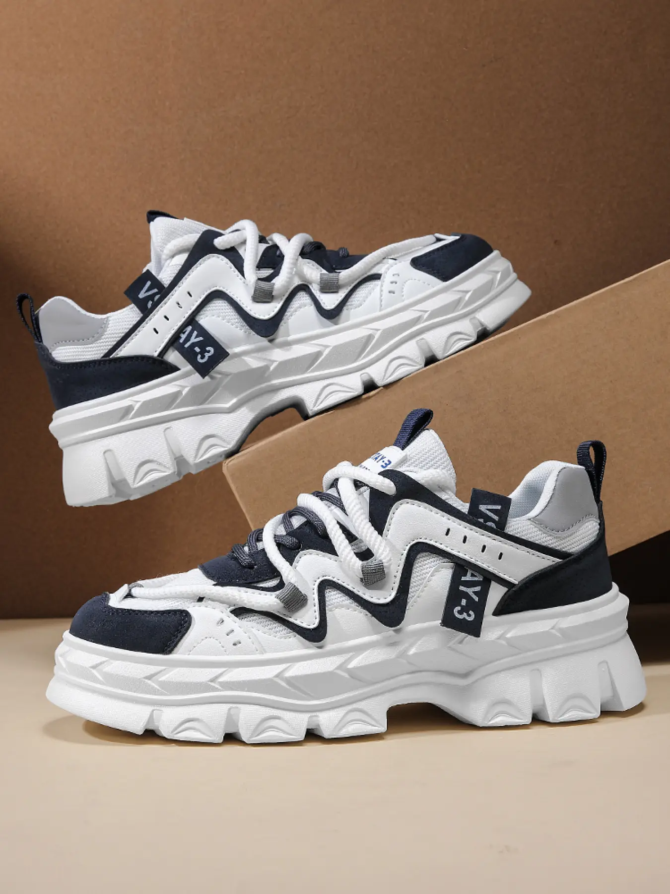 Men's Black-White-Blue Color-Block Platform Chunky Sneakers, Street Cool Style, Paneled Material + Non-Slip Platform Sole , Color-Block Eye-Catching, Platform Height-Increasing , Ideal for Daily Outfits & Street Stying Scenarios