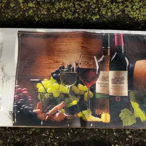 Vintage Red Wine Themed Placemat, Anti-scald Heat Insulation Table Mat with Grape Wine Elements, Perfect for Western Restaurant Winery Atmosphere Decoration, Home Dining Table Decor, Ideal for Resta