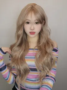 26 Inch Long Curly Wig with Bangs, Synthetic Full Headset, Natural Soft Feel, Fashionable and Stylish, Perfect for Music Festivals, Synthetic Material Wigs