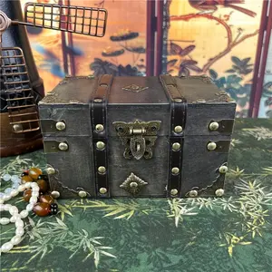 Retro wooden storage box, desktop jewelry storage box, small box, Chinese-style wooden box, escape room photo props